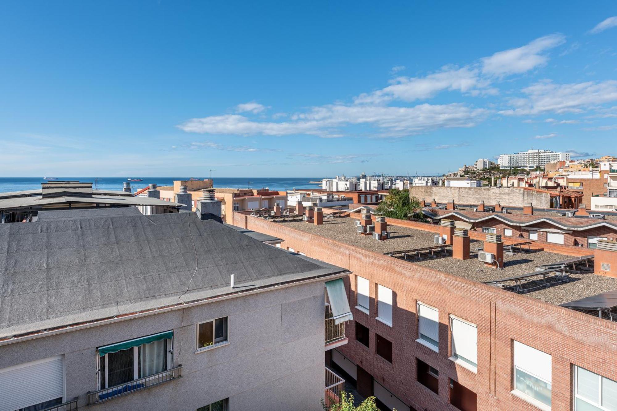 Apartamentos Astoria Tarragona Esterno foto