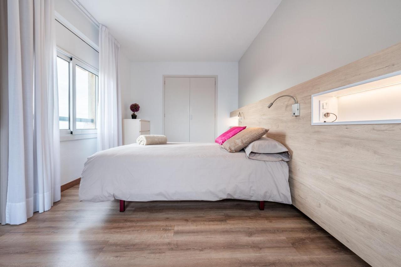 Apartamentos Astoria Tarragona Esterno foto